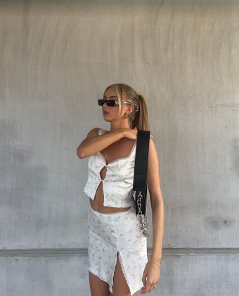 Top in raso a fantasia