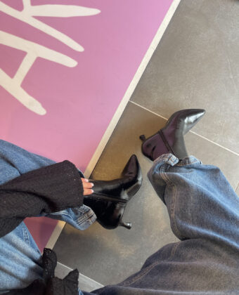 STIVALETTO EFFETTO LUCIDO